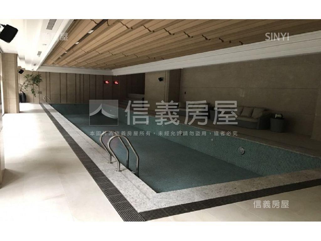 國泰樹海三面採光露台戶房屋室內格局與周邊環境
