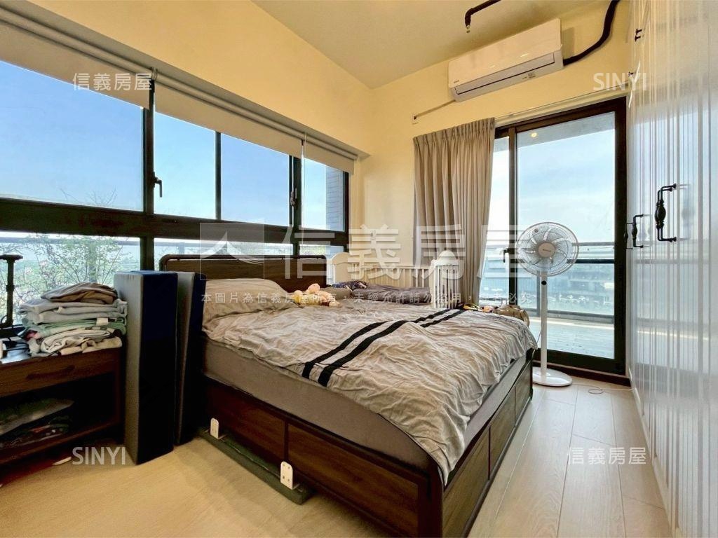 近捷運中樓層邊間三房平車房屋室內格局與周邊環境