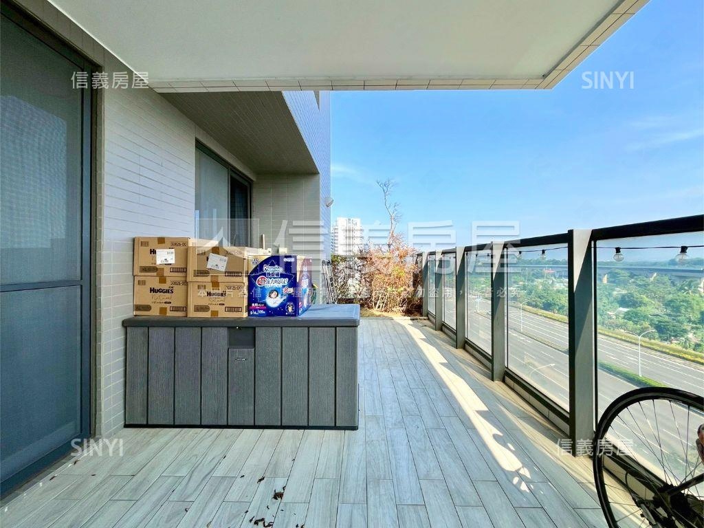 近捷運中樓層邊間三房平車房屋室內格局與周邊環境