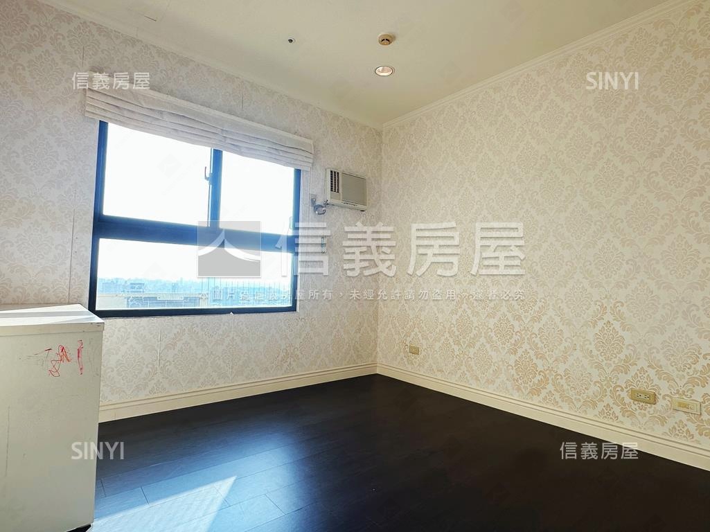 鳳揚高樓景觀質感四房平車房屋室內格局與周邊環境