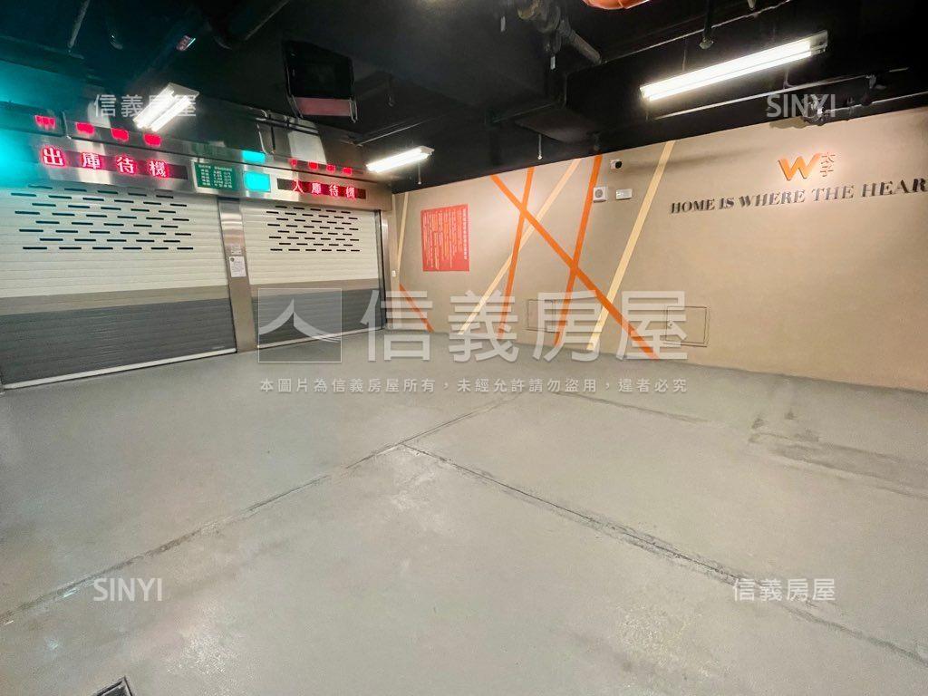 區公所Ｗ太子獨立產權車位房屋室內格局與周邊環境