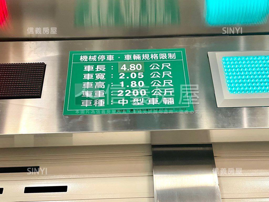 區公所Ｗ太子獨立產權車位房屋室內格局與周邊環境