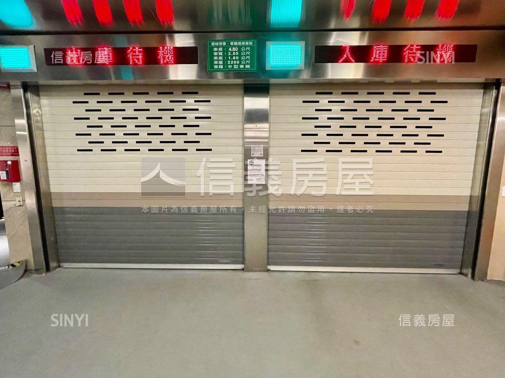 區公所Ｗ太子獨立產權車位房屋室內格局與周邊環境