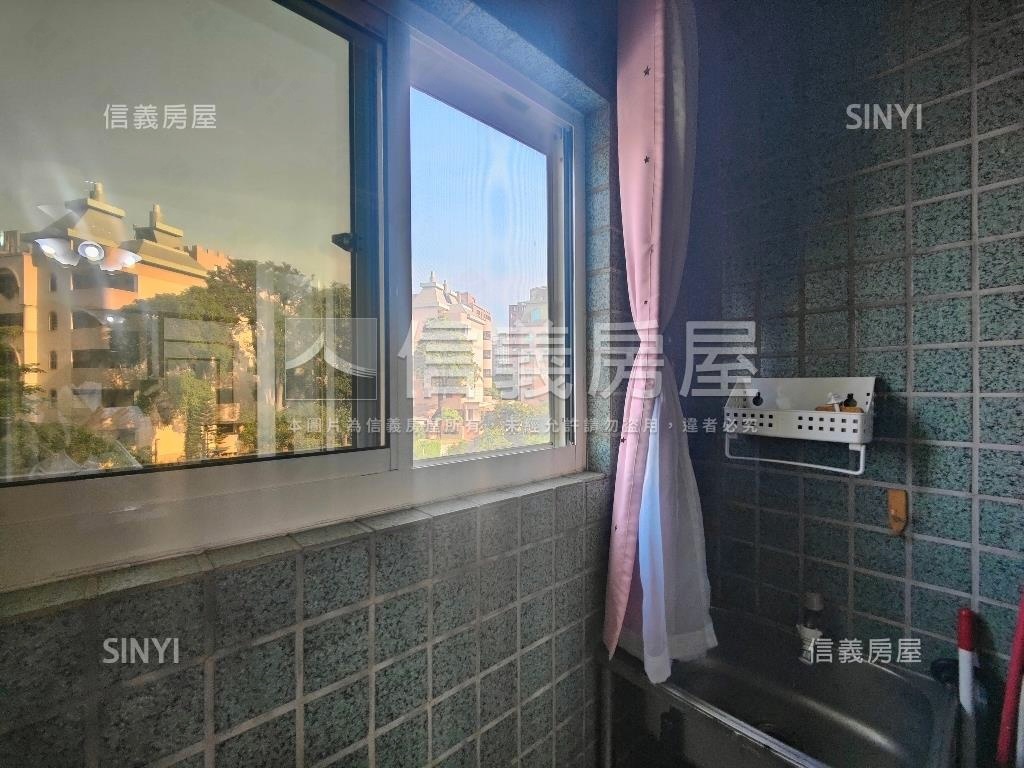 紐約廣場綠意美宅房屋室內格局與周邊環境