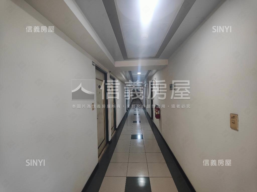 紐約廣場綠意美宅房屋室內格局與周邊環境