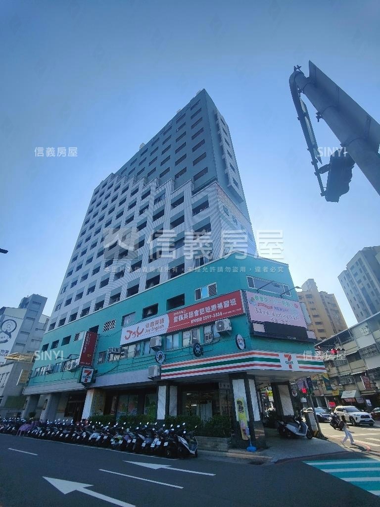 紐約廣場綠意美宅房屋室內格局與周邊環境