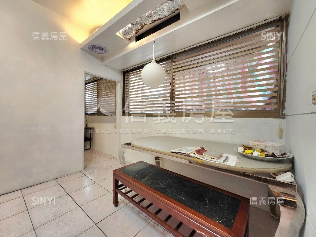 民權華廈三房房屋室內格局與周邊環境