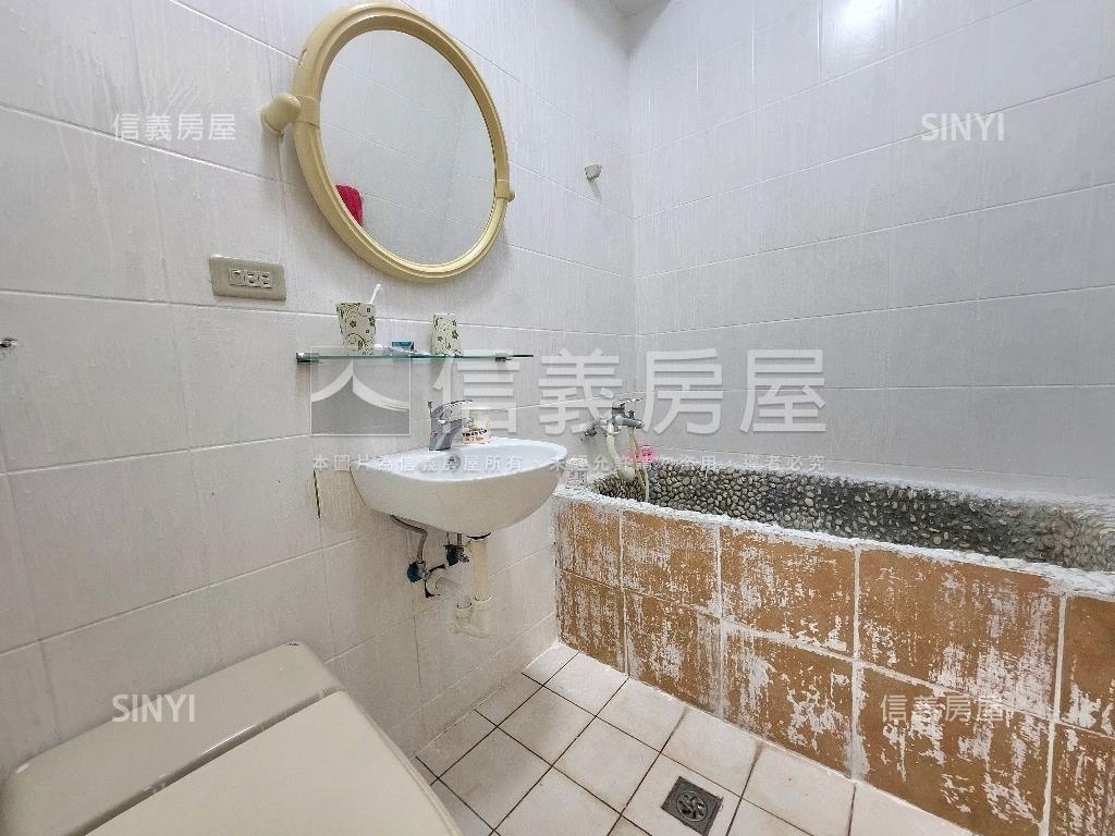 民權華廈三房房屋室內格局與周邊環境