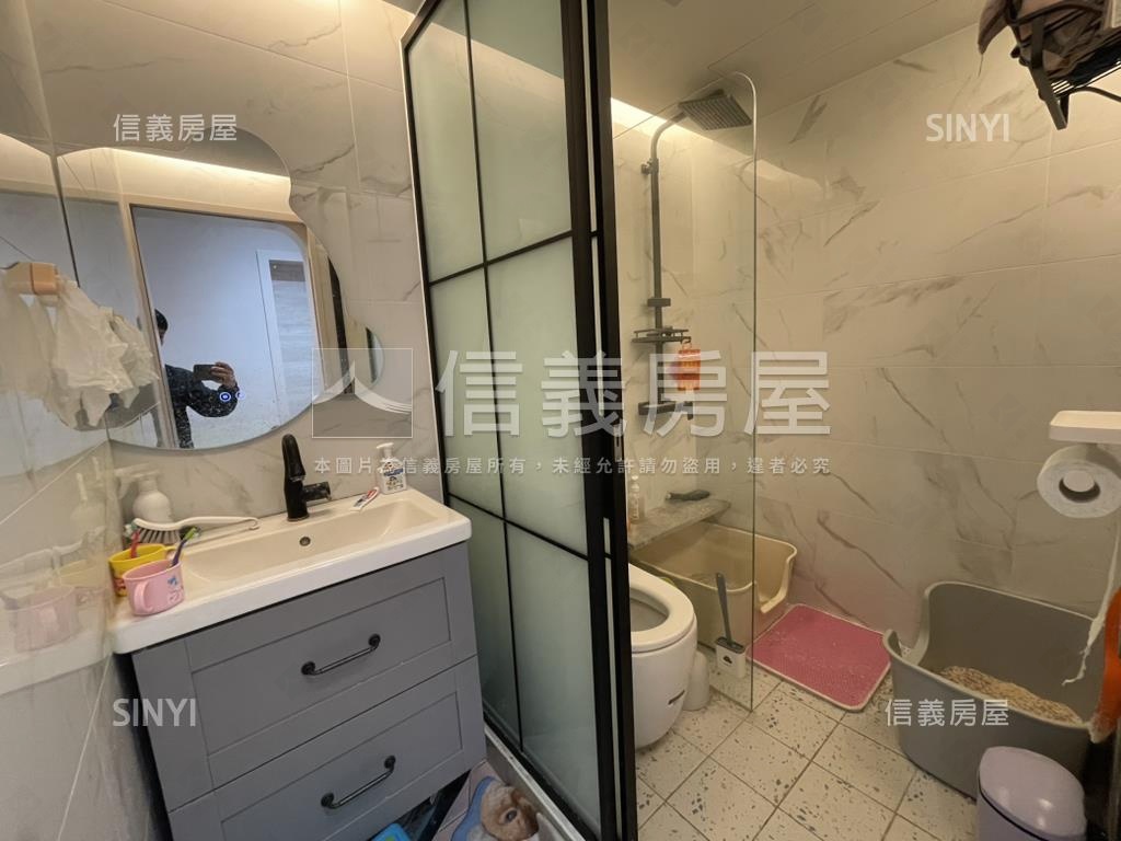 愛上美妝羅馬三房車位房屋室內格局與周邊環境