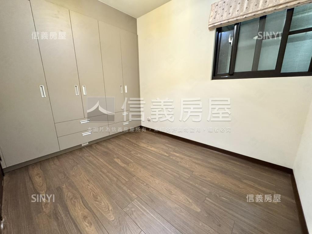 朝南富宇晴綻花園四房美宅房屋室內格局與周邊環境