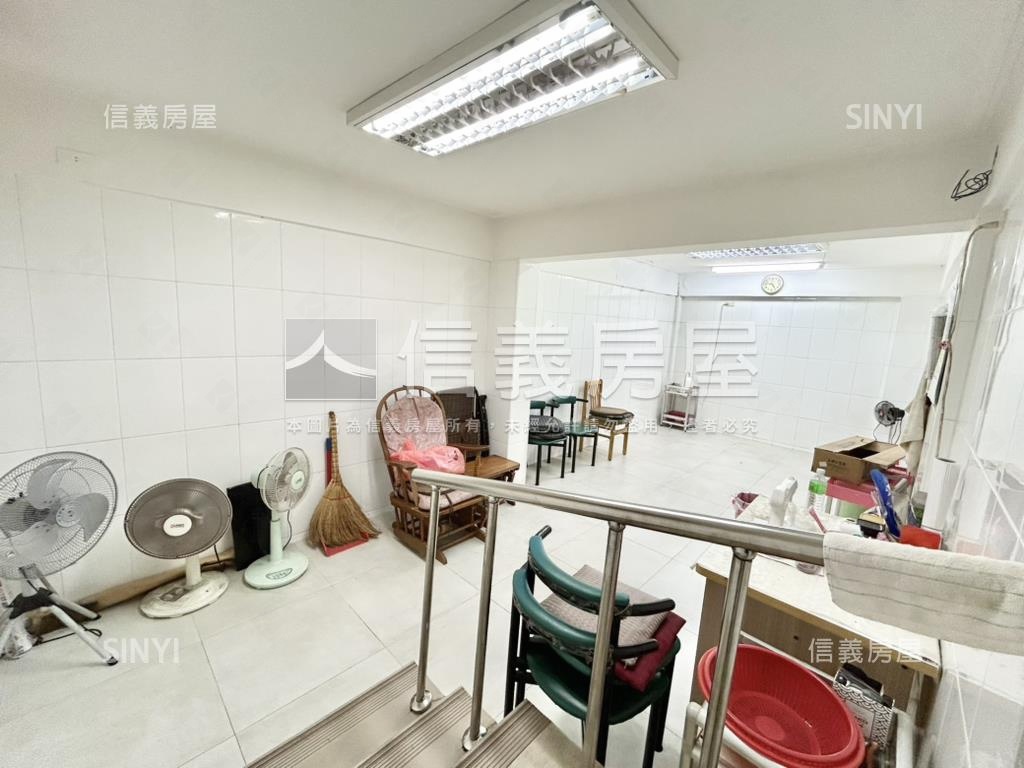 鬧中取靜˙一樓大空間房屋室內格局與周邊環境