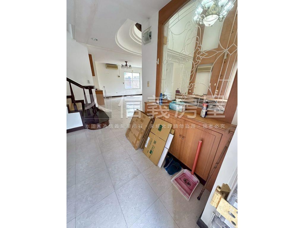 ★秀岡山莊★庭園別墅房屋室內格局與周邊環境