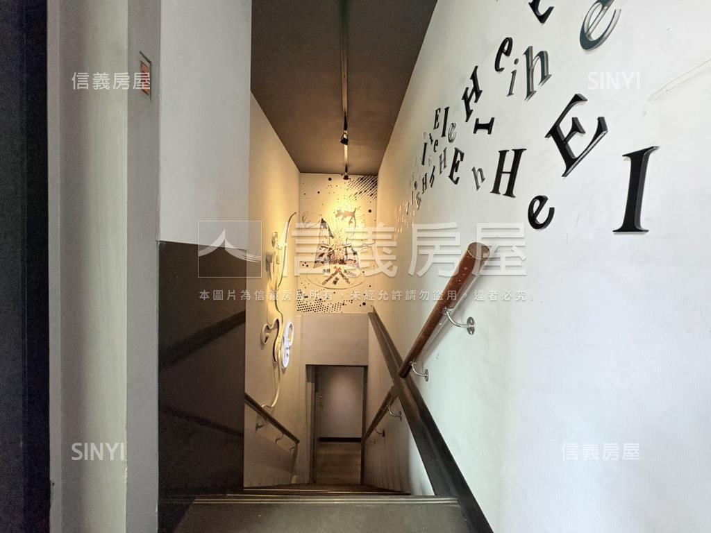 延吉三角窗金店房屋室內格局與周邊環境
