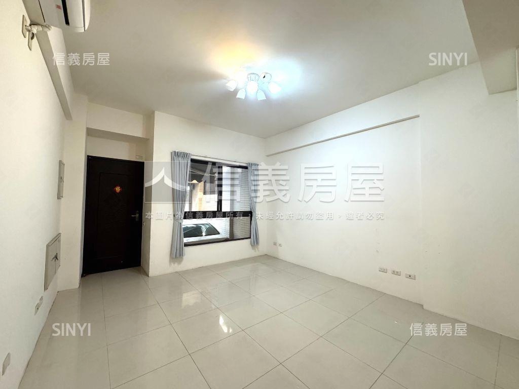 南區屋齡約１２年車庫透天房屋室內格局與周邊環境