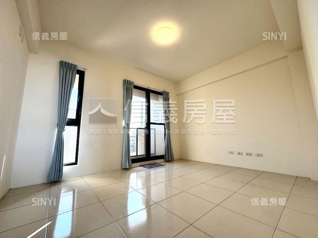 南區重劃朝南車庫透天房屋室內格局與周邊環境