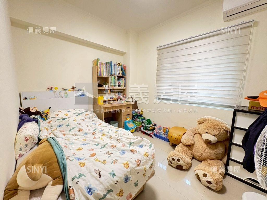 山圓靜謐三居房屋室內格局與周邊環境