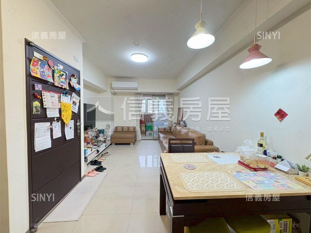 山圓靜謐三居房屋室內格局與周邊環境