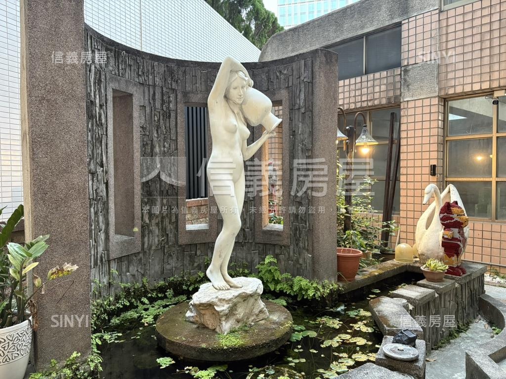 勤美誠品旁１房附車位房屋室內格局與周邊環境