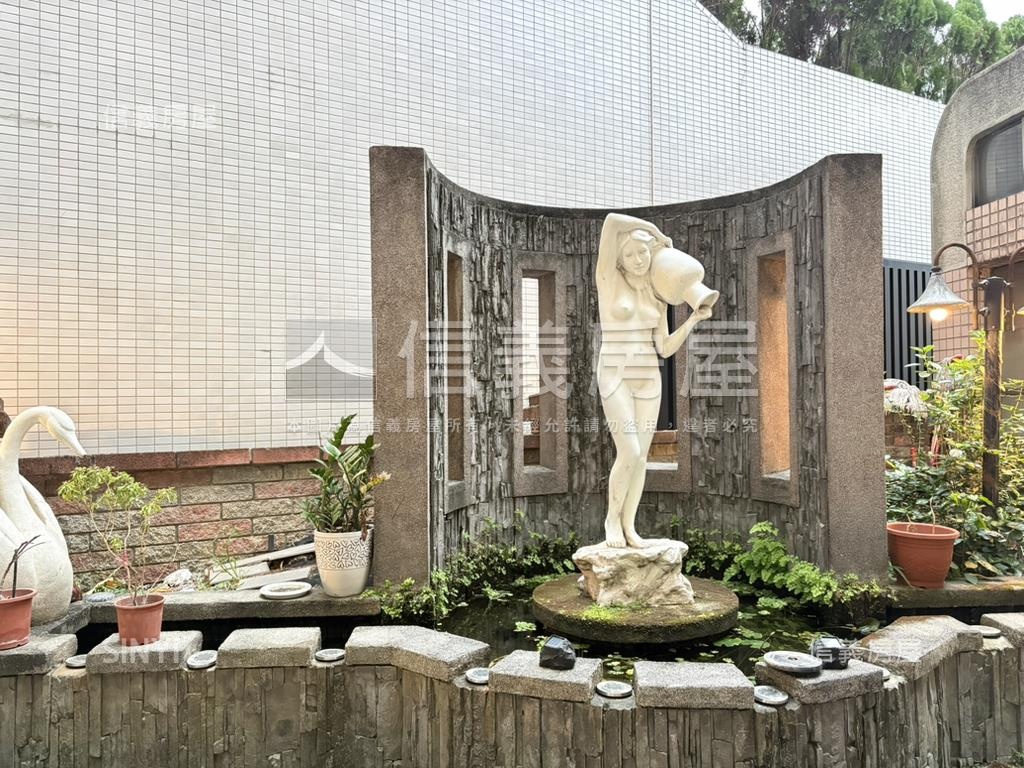 勤美誠品旁１房附車位房屋室內格局與周邊環境