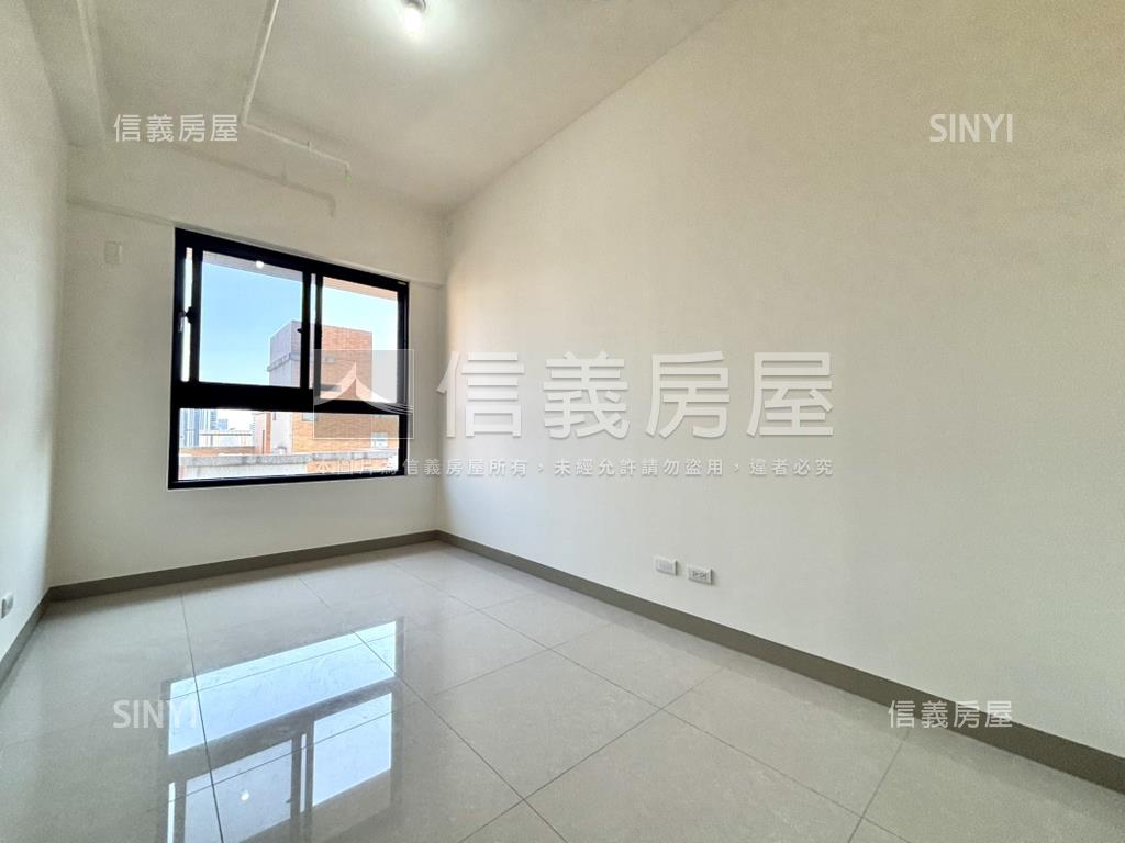 美術館未住兩房兩衛平車房屋室內格局與周邊環境