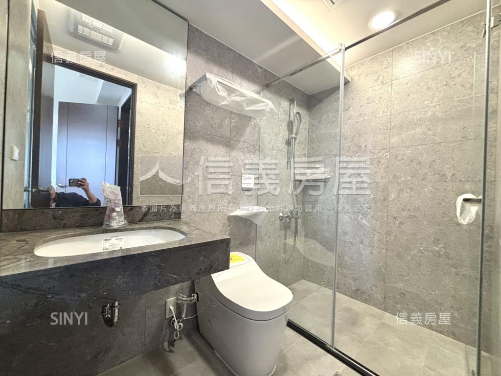 美術館未住兩房兩衛平車房屋室內格局與周邊環境