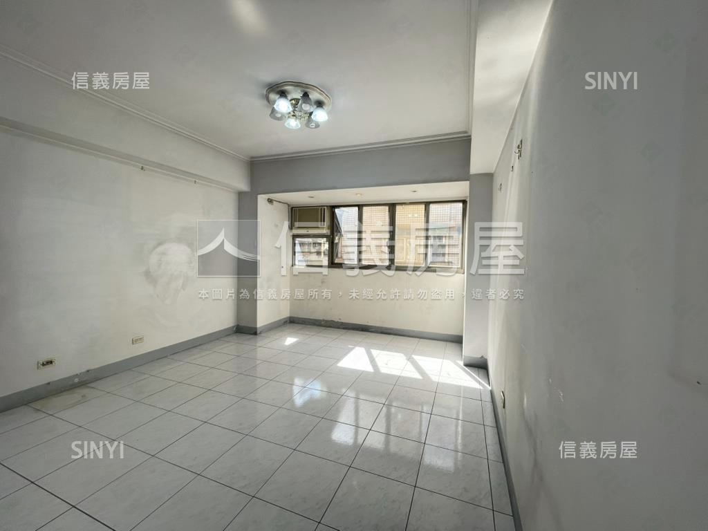 專任集美街３房車房屋室內格局與周邊環境