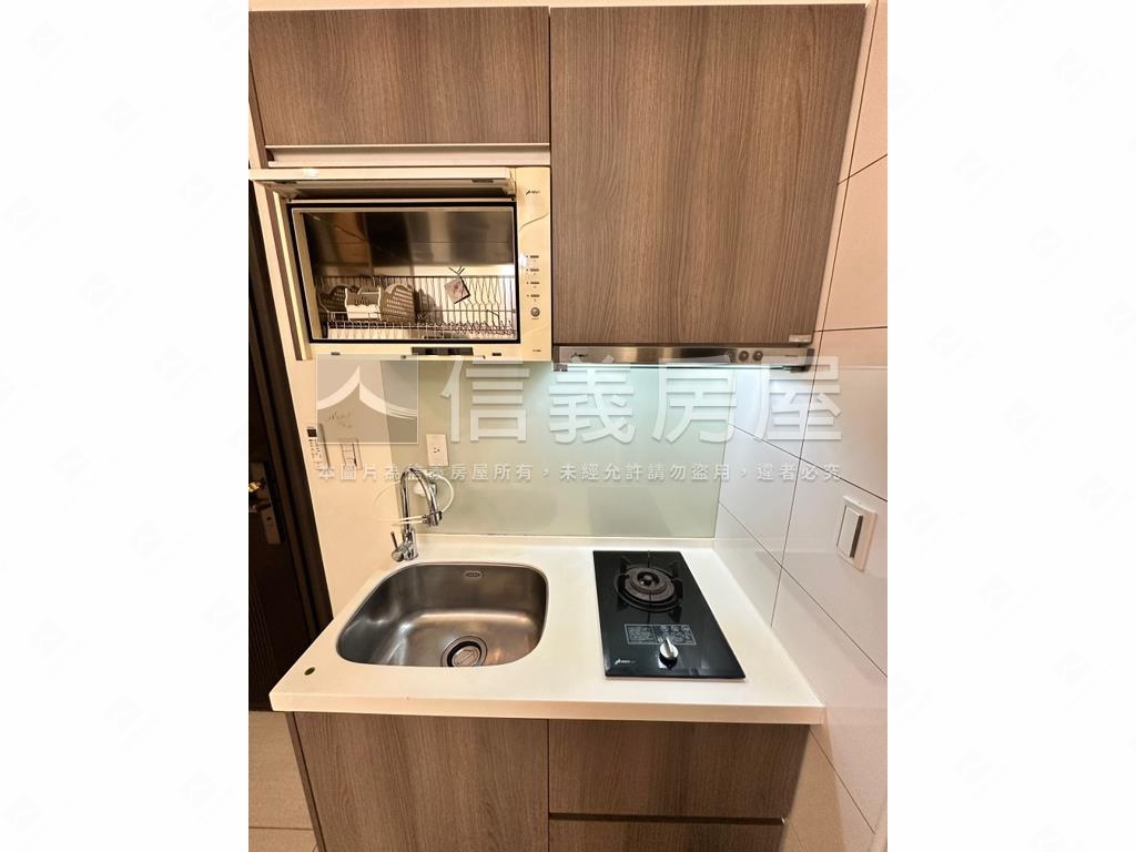 旭泰城光發發屋房屋室內格局與周邊環境