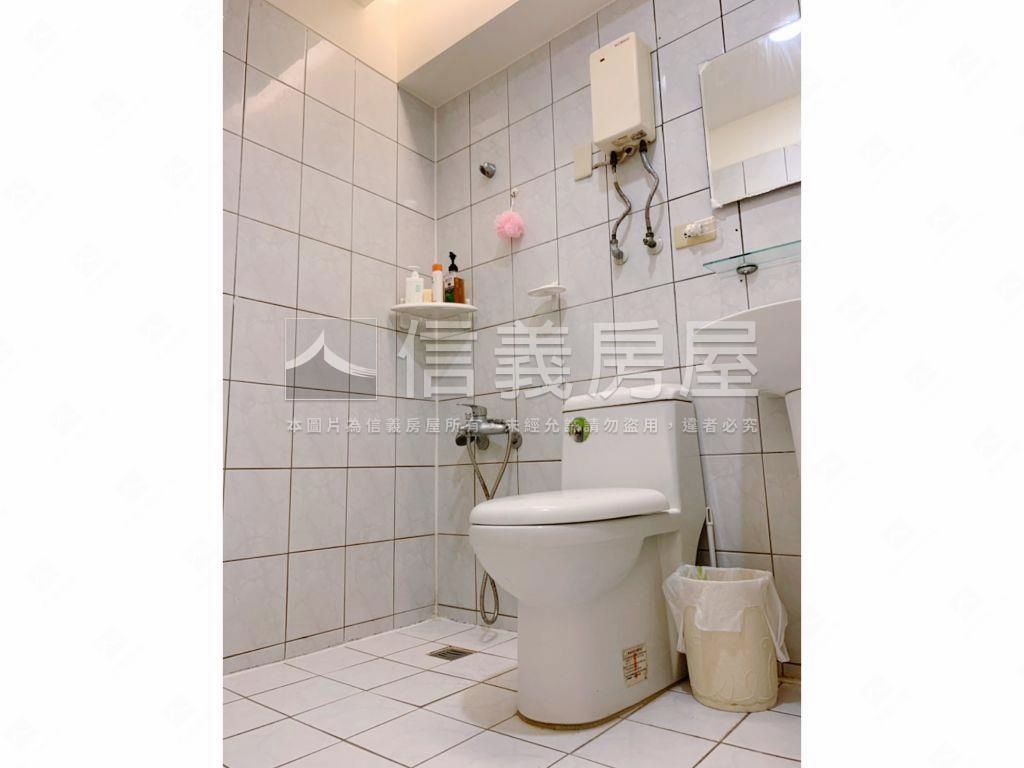 天母綠光電梯華廈帶車位房屋室內格局與周邊環境