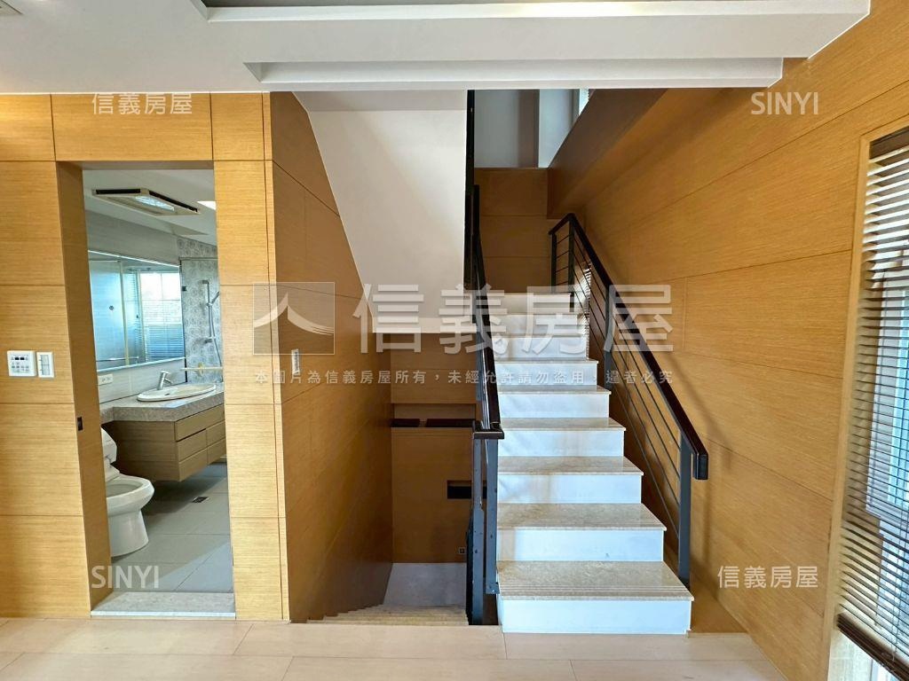 稀有青山鎮美裝潢透天別墅房屋室內格局與周邊環境