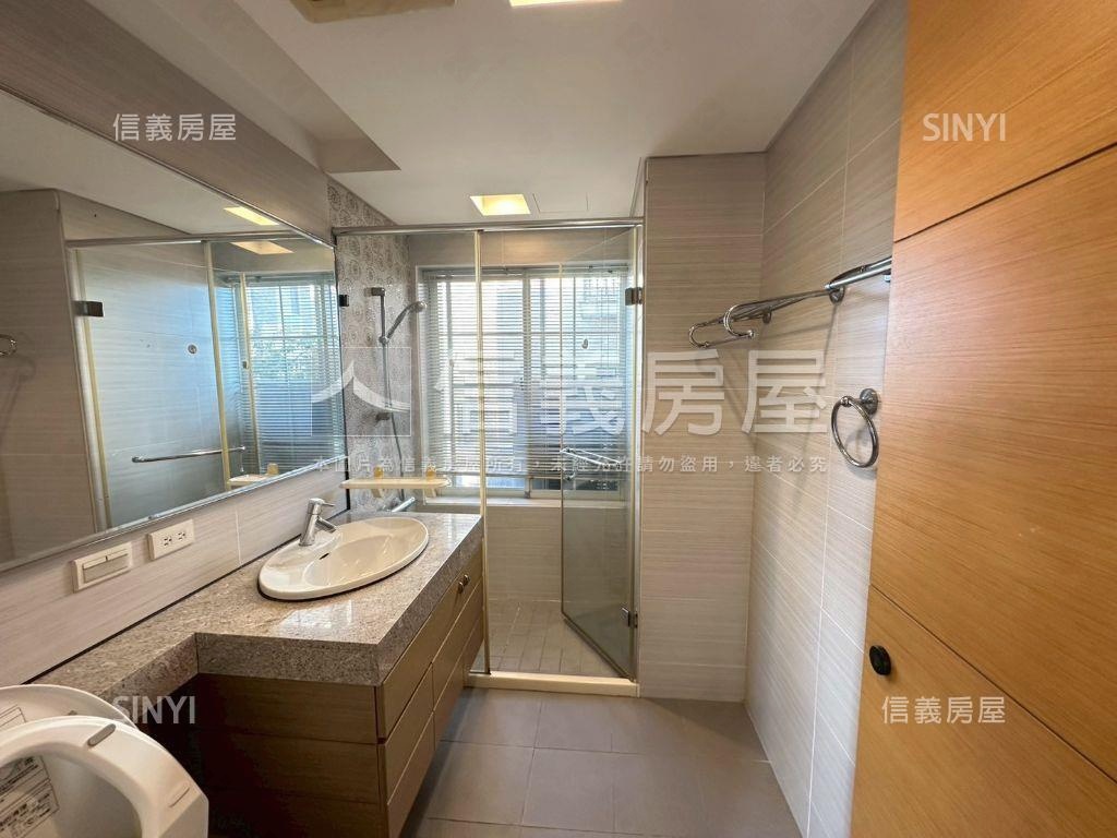 稀有青山鎮美裝潢透天別墅房屋室內格局與周邊環境