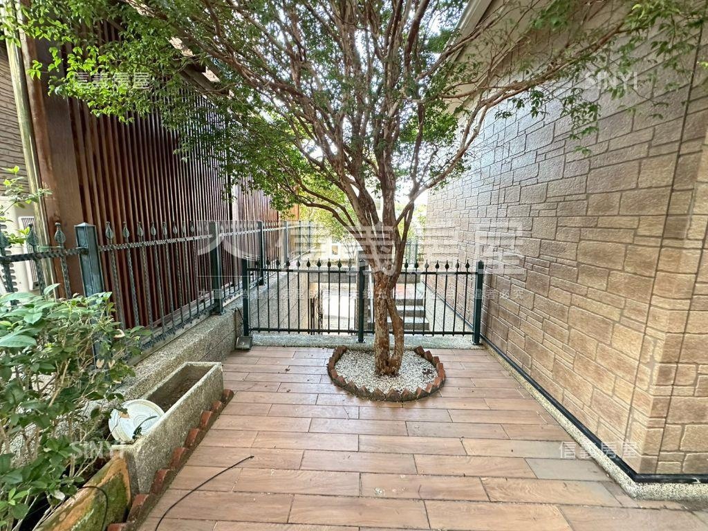 稀有青山鎮美裝潢透天別墅房屋室內格局與周邊環境