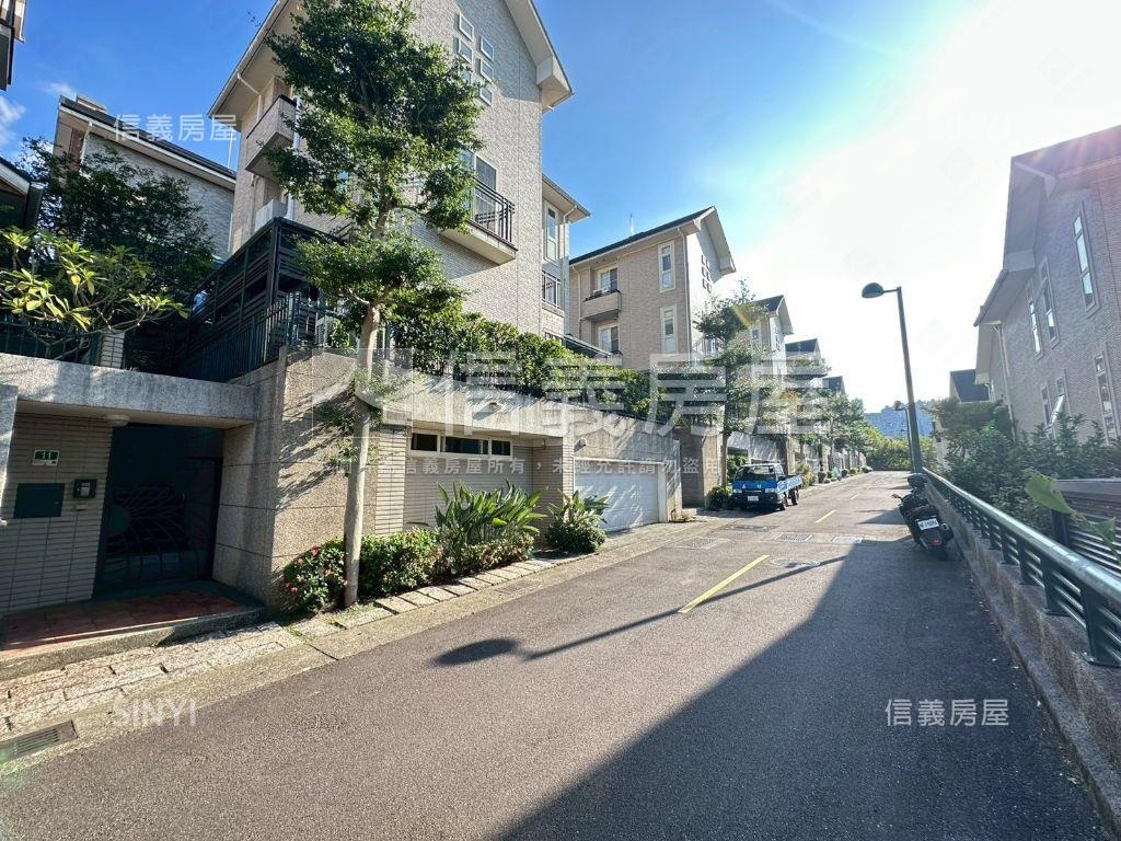 稀有青山鎮美裝潢透天別墅房屋室內格局與周邊環境