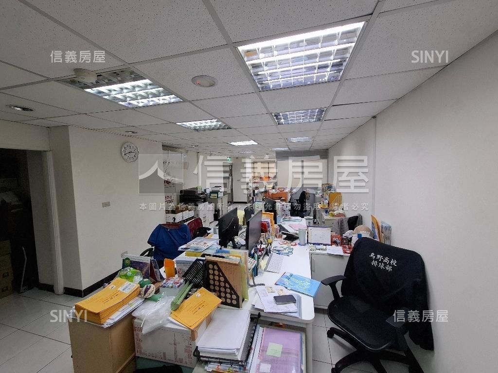松江捷運ＴＯＰ面林蔭辦公房屋室內格局與周邊環境