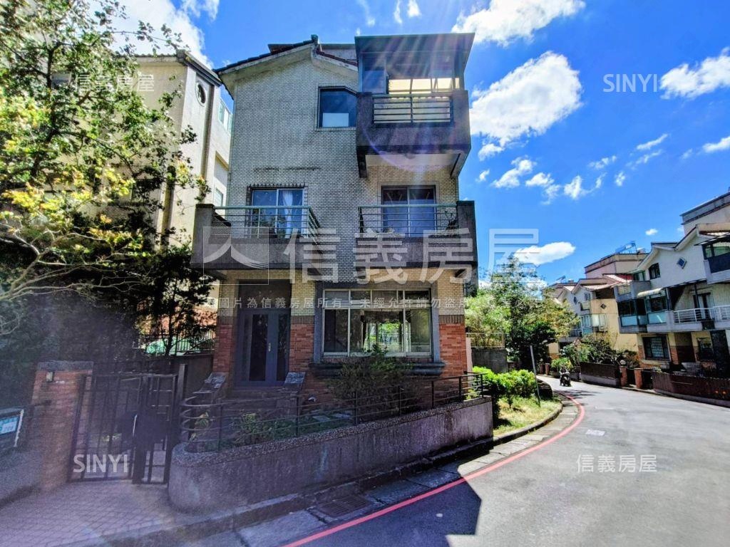 翠山居獨棟透天房屋室內格局與周邊環境