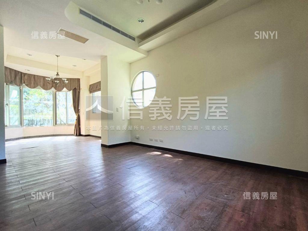 翠山居獨棟透天房屋室內格局與周邊環境