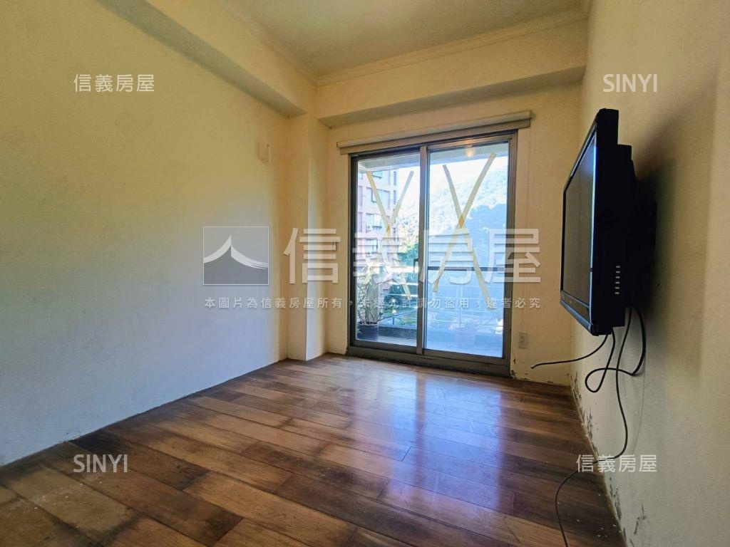 翠山居獨棟透天房屋室內格局與周邊環境