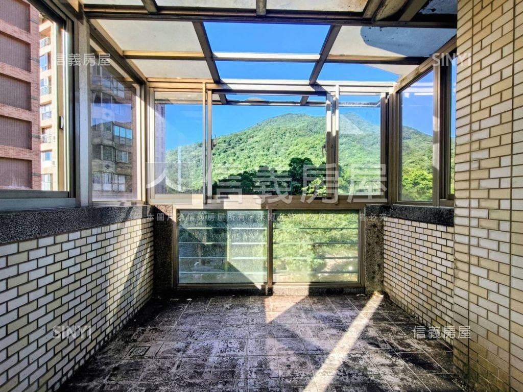 翠山居獨棟透天房屋室內格局與周邊環境