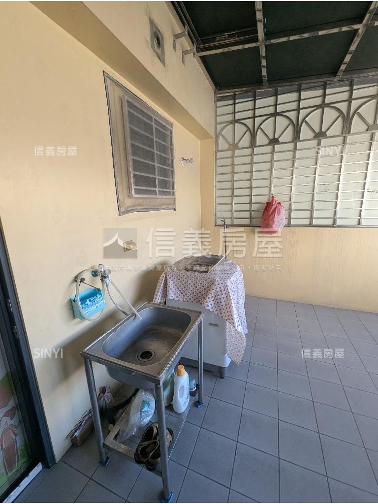 中興商圈震後美墅房屋室內格局與周邊環境