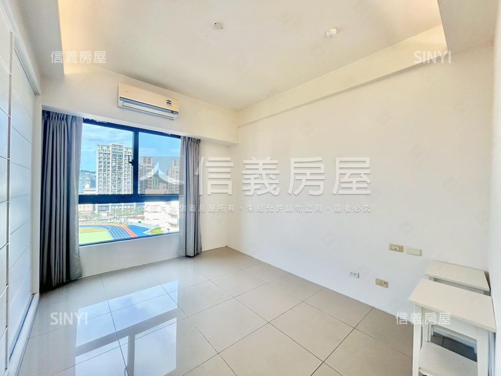 專任．國小視野三房二車位房屋室內格局與周邊環境