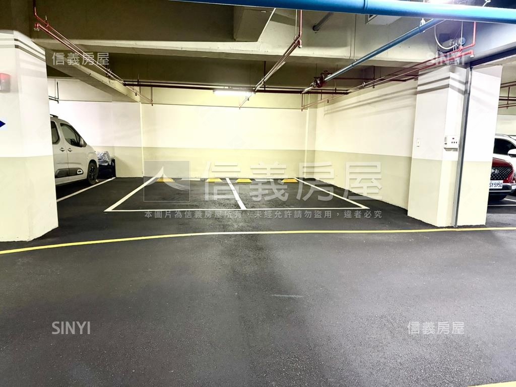 專任．國小視野三房二車位房屋室內格局與周邊環境