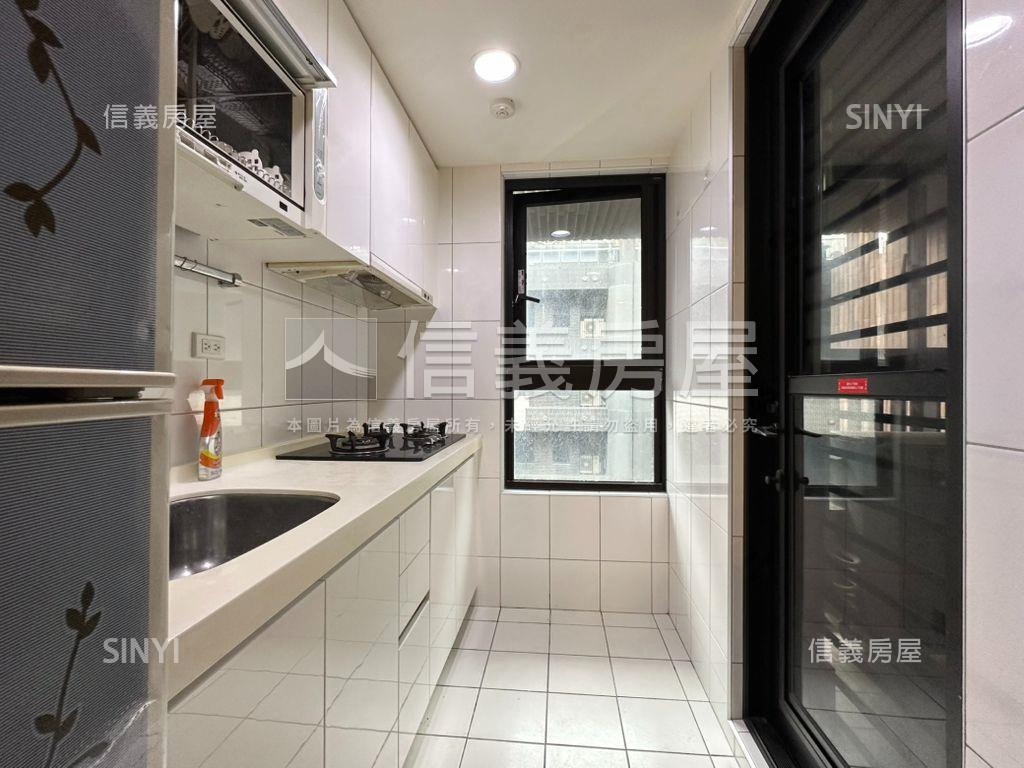 海都１期高樓層２房附車位房屋室內格局與周邊環境