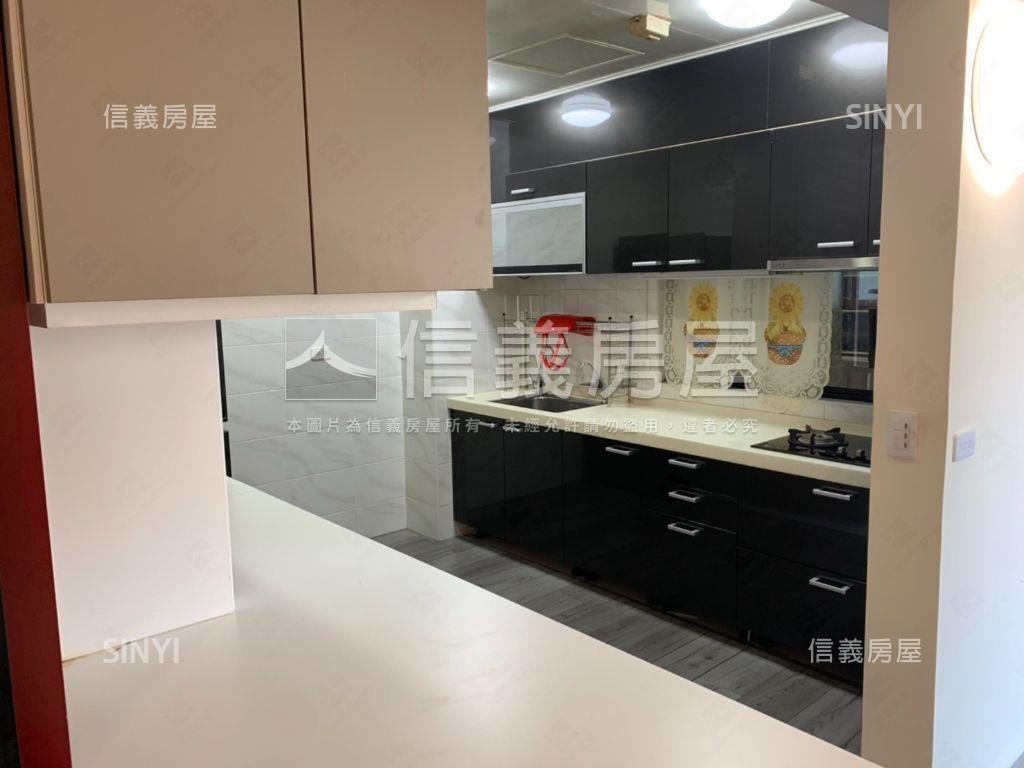 ㊖西區雙車位露臺採光戶房屋室內格局與周邊環境