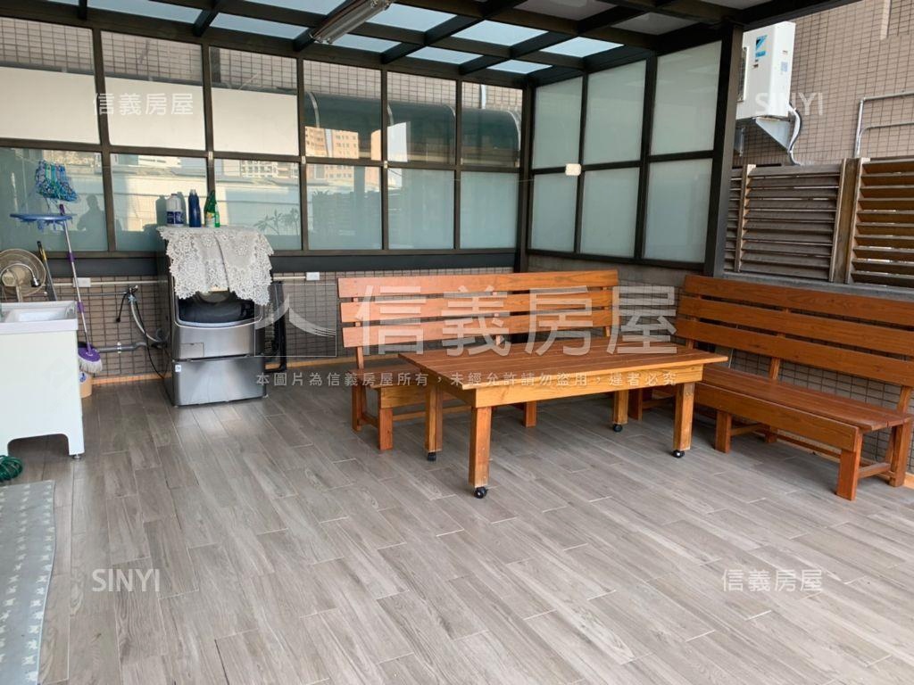 ㊖西區雙車位露臺採光戶房屋室內格局與周邊環境