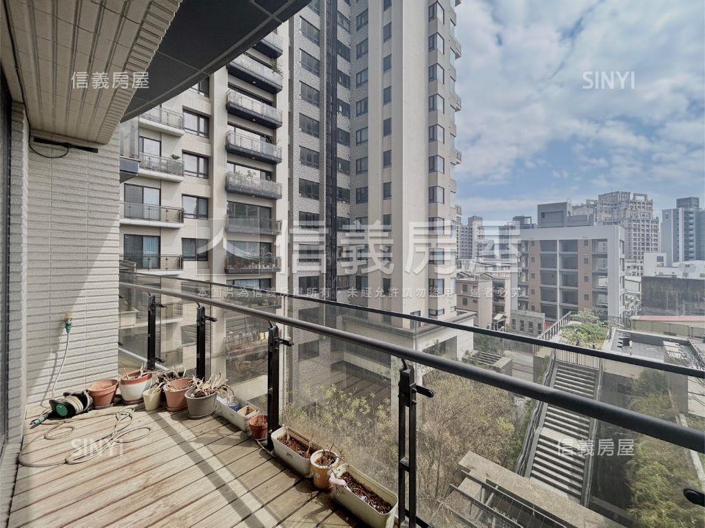 光埔｜世界島四房雙車位房屋室內格局與周邊環境