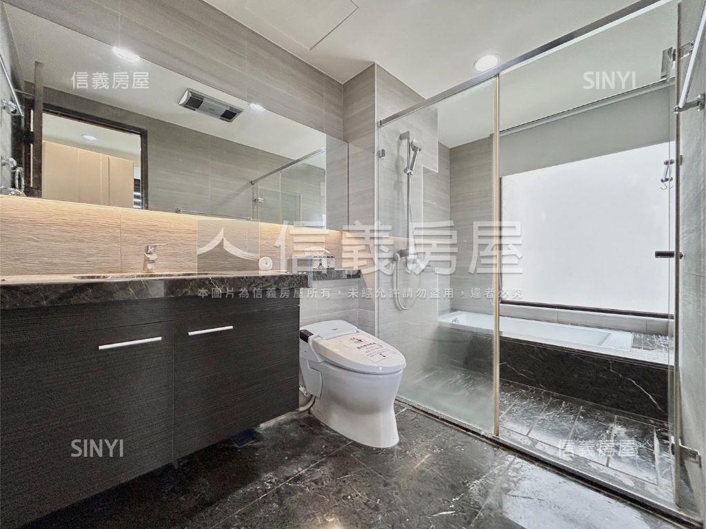 光埔｜世界島四房雙車位房屋室內格局與周邊環境