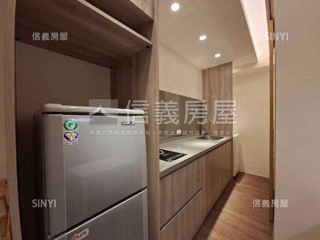 松山站旁低總免整理套房房屋室內格局與周邊環境