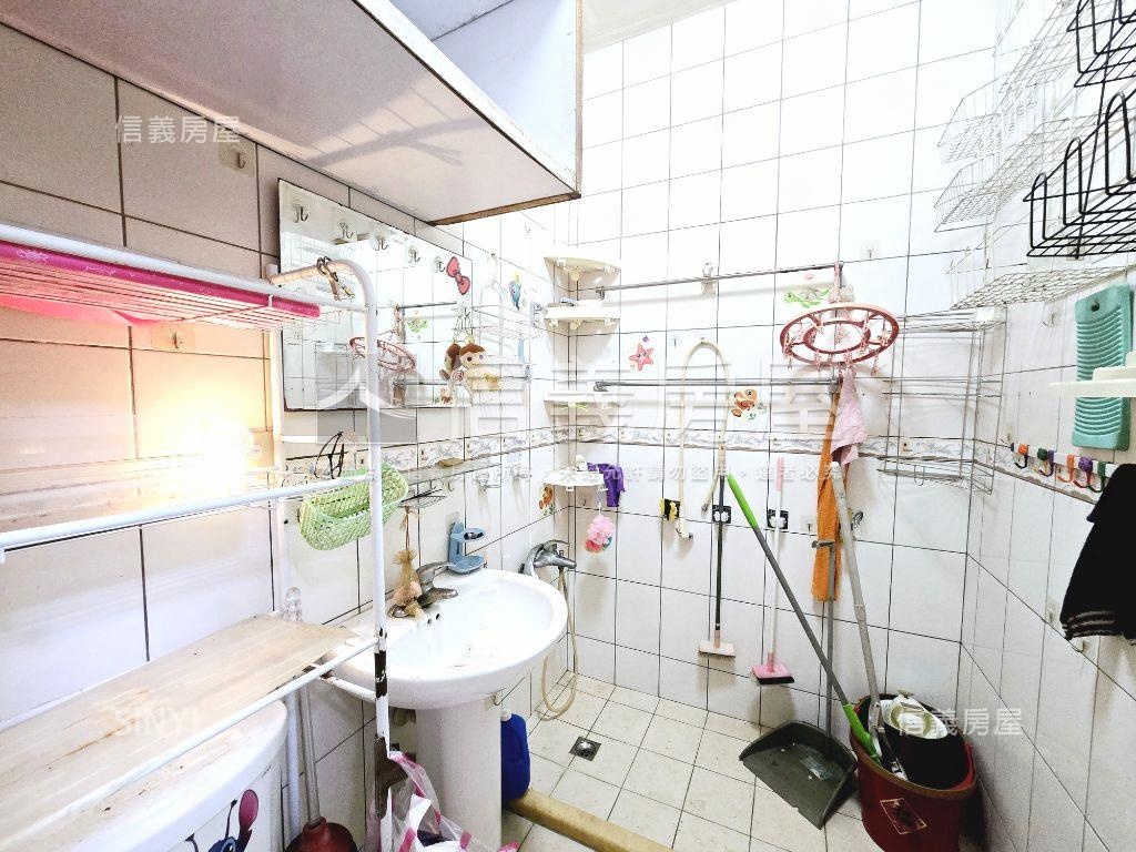 降價便宜捷運店面辦公倉儲房屋室內格局與周邊環境