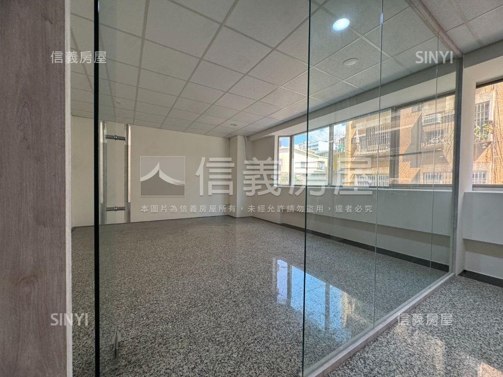 民享街質感金店面房屋室內格局與周邊環境