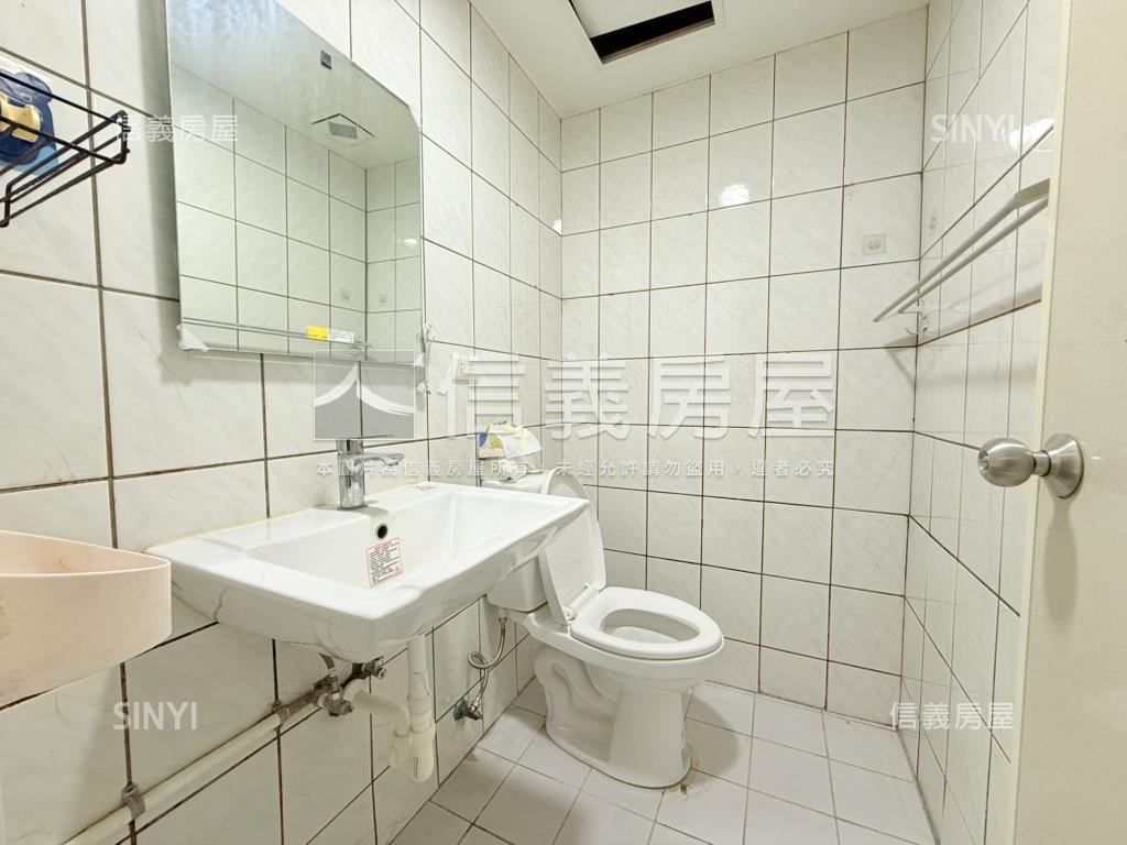 中華路三房車首選房屋室內格局與周邊環境