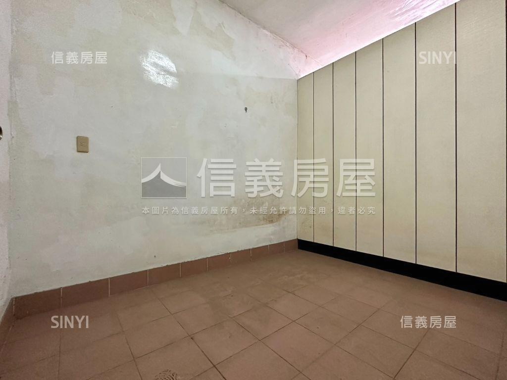 近奇美醫院活巷透天房屋室內格局與周邊環境